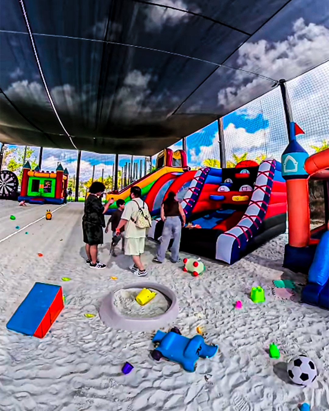 parque de juegos para niños en redland farmes market florida